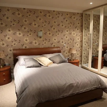 Bridgeburnhouse 3*